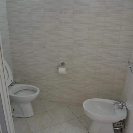 Nocleg ze śniadaniem La Marinella 3*