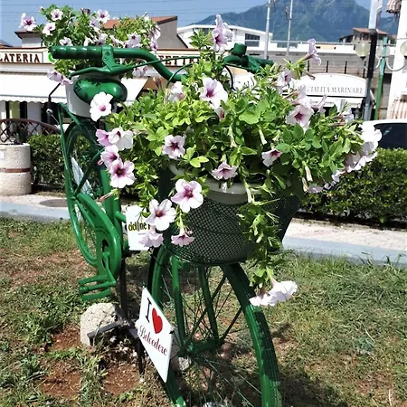 Nocleg ze śniadaniem La Marinella