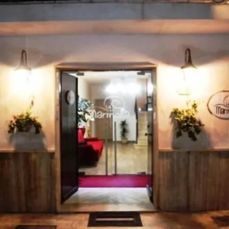 La Marinella Nocleg ze śniadaniem