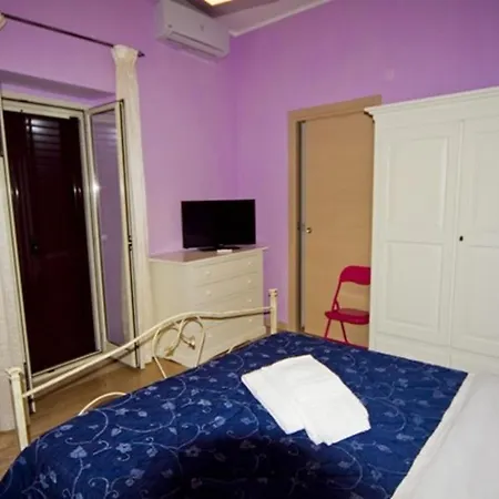 La Marinella Frühstückspension 3*