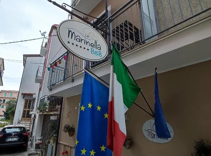 La Marinella 3*