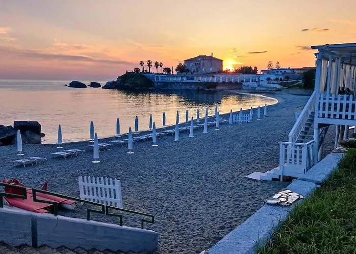 住宿加早餐酒店 La Marinella 3*