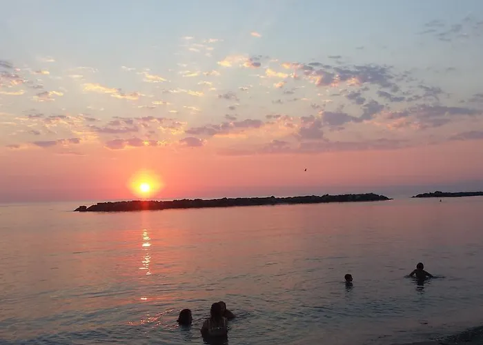 住宿加早餐酒店 La Marinella 3*