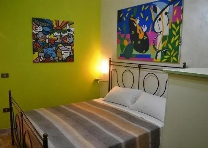 住宿加早餐酒店 La Marinella 贝尔韦代雷