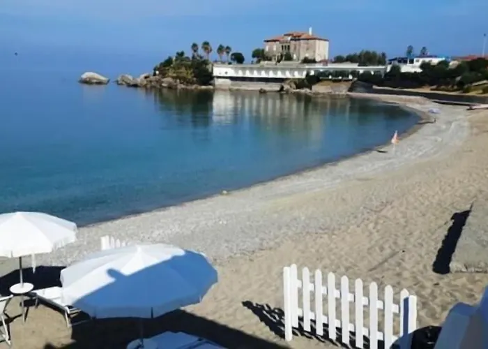 住宿加早餐酒店 La Marinella 3*